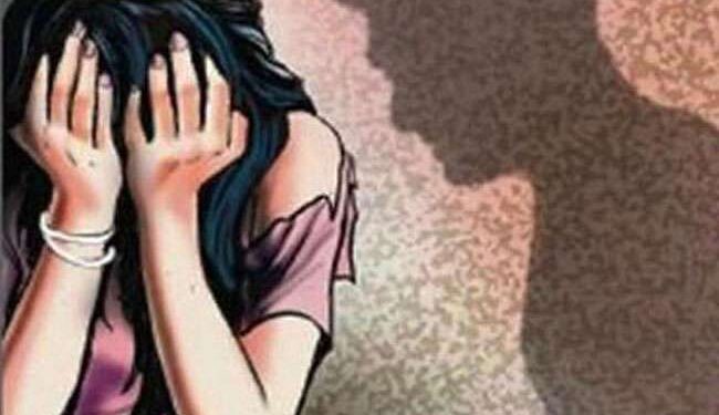 Jamshedpur : पटमदा में युवक ने शादी का झांसा देकर किया यौन शोषण, युवती के गर्भवती होने पर किया शादी से इन्कार, मामला दर्ज Jamshedpur : पटमदा में युवक ने शादी का झांसा देकर किया यौन शोषण, युवती के गर्भवती होने पर किया शादी से इन्कार, मामला दर्ज