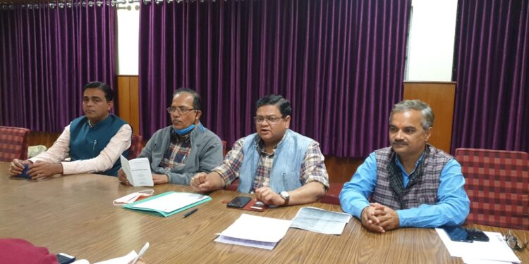 tata-workers-union-election-टाटा वर्कर्स यूनियन की मतदाता सूची का हुआ प्रकाशन, सत्ता पक्ष के अरविंद पांडेय एंड टीम ने कहा-चुनाव में घोर अराजकता, चुनावी कार्यक्रम बदला जाये-video tata-workers-union-election-टाटा वर्कर्स यूनियन की मतदाता सूची का हुआ प्रकाशन, सत्ता पक्ष के अरविंद पांडेय एंड टीम ने कहा-चुनाव में घोर अराजकता, चुनावी कार्यक्रम बदला जाये-video