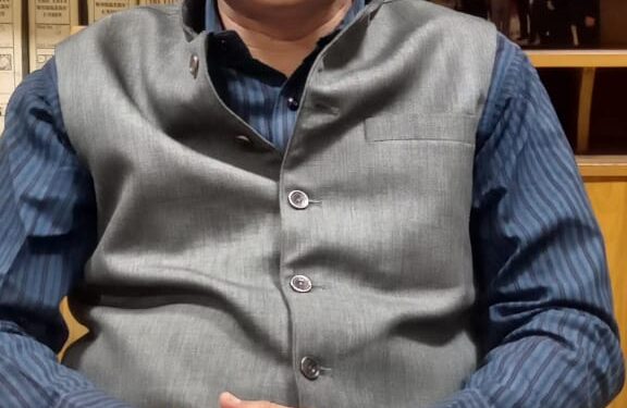 tata-workers-union-president-टाटा वर्कर्स यूनियन के अध्यक्ष आर रवि प्रसाद यूनियन में हो जायेंगे यादगार, अपना पद छोड़कर अपने जाने के बारी का वेट करने वाले पहले अध्यक्ष, वे चाह रहे थे इस बार आखिरी बार चुनाव लड़े, जानिये-video-आखिर क्यों चुनाव नहीं लड़ रहे आर रवि प्रसाद-video-sharpbharat-exclusive-interview-video