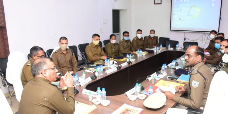 Jharkhand new dgp took charge – झारखंड के नये डीजीपी अजय कुमार सिंह ने संभाला पदभार, मुख्यमंत्री से मिले, मीडिया से कहा-नक्सलवाद को समूल नष्ट करके दम लेंगे, अपराधियों को करारा जवाब देंगे Jharkhand new dgp took charge – झारखंड के नये डीजीपी अजय कुमार सिंह ने संभाला पदभार, मुख्यमंत्री से मिले, मीडिया से कहा-नक्सलवाद को समूल नष्ट करके दम लेंगे, अपराधियों को करारा जवाब देंगे