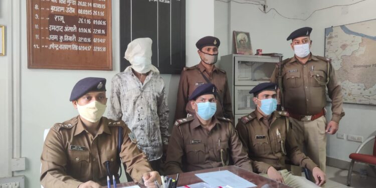 jamshedpur-firing-case-solved-बारीडीह बाजार में गोली चलाने वाले एक अपराधी गिरफ्तार, पिस्तौल भी बरामद, गोलीकांड का खुलासा-video