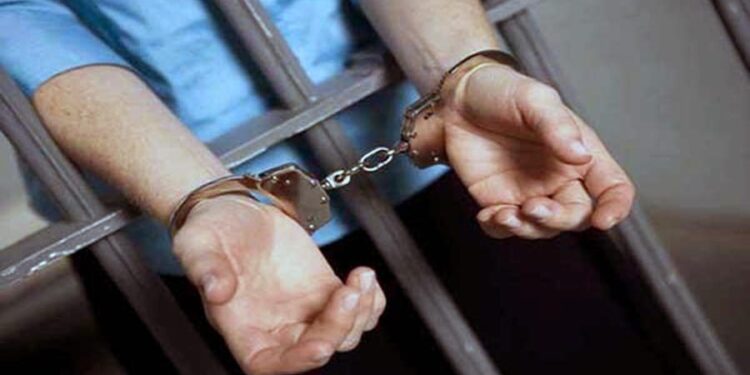 Jamshedpur-arrested : गांजा विक्रेता के बाद अब सिदगोड़ा पुलिस ने चोरी की बाइक के साथ एक को किया गिरफ्तार Jamshedpur-arrested : गांजा विक्रेता के बाद अब सिदगोड़ा पुलिस ने चोरी की बाइक के साथ एक को किया गिरफ्तार