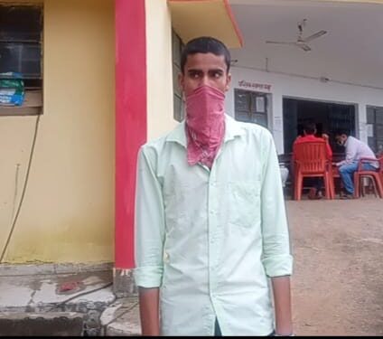 Jamshedpur-Arresting : सोनारी में आर्म्स के साथ 5 धराए, इलाके में देते थे छिनतई की घटना को अंजाम, मैरिन ड्राइव में लूटपाट करते थे ये सारे बदमाश-देखिये-video Jamshedpur-Arresting : सोनारी में आर्म्स के साथ 5 धराए, इलाके में देते थे छिनतई की घटना को अंजाम, मैरिन ड्राइव में लूटपाट करते थे ये सारे बदमाश-देखिये-video