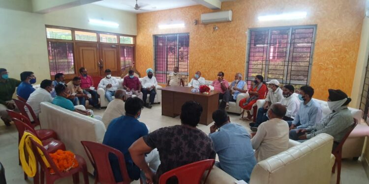 Jamshedpur-MLA-Saryu-Roy : विधायक ने की साकची हनुमान मंदिर अपने खर्च से बनाने की पेशकश, प्रशासन से मंदिर निर्माण के लिए तटस्थ समिति बनाने की रखी शर्त, मंदिर में रोड़ा अटकानेवालों की पहचान कर केस कराने की रखी मांग