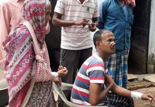 Jamshedpur-rural : चाकुलिया गौशाला में जरूरतमंदों के बीच हुआ कंबल का वितरण