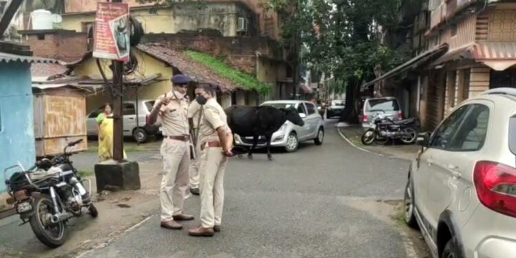 jamshedpur-firing-भालूबासा में फायरिंग की घटना सीसीटीवी कैमरे में कैद-देखे-video-अपराधी स्कूटी पर सवार होकर चला रहे गोली, देखे-video, तीन अपराधी शामिल थे फायरिंग में