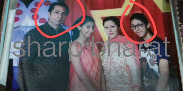 Jamshedpur-father-daughter-suicide-case : पिता-पुत्री आत्महत्या मामले में परमजीत सिंह के बाद अब दो और आरोपियों ने पुलिस के समक्ष किया सरेंडर Jamshedpur-father-daughter-suicide-case : पिता-पुत्री आत्महत्या मामले में परमजीत सिंह के बाद अब दो और आरोपियों ने पुलिस के समक्ष किया सरेंडर