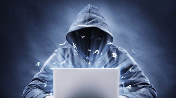 jamshedpur-cyber-crime-जमशेदपुर के प्रोफेशर पर साइबर अपराधियों का हमला, मोबाइल को 4 जी से 5 जी बनाने के नाम पर साइबर बदमाशों ने प्रोफेशर के खाते से उड़ाये 5 लाख