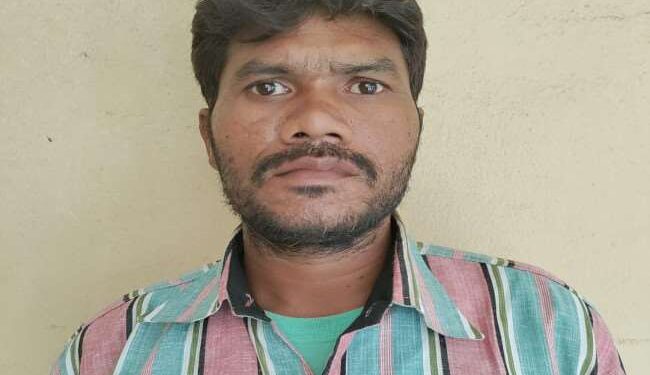 jamshedpur-rural-accident-पोटका में पिक वैन पलटा, दो राहगीर की मौत, पांच मजदूर भी घायल, विरोध में रोड जाम