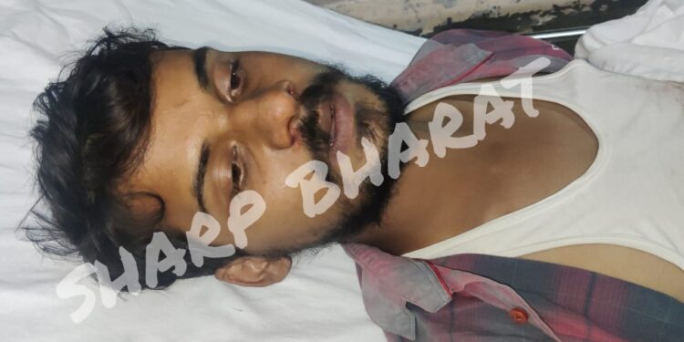 jamshedpur-border-area-crime-जमशेदपुर से सटे कपाली में बाइक सवार दो अपराधियों ने स्मॉल फाइनेंस बैंक के कलेक्शन एजेंट पर पेट में चाकू से किया वार और लूट लिए कलेक्शन के पैसे, टीएमएच में भर्ती