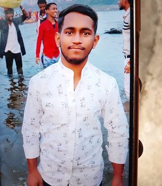 jamshedpur-accident-मानगो से दोस्त से मिलकर वापस बिरसानगर अपने घर जा रहे युवक की स्कूटी को ऑटो ने मारी टक्कर, हालत गंभीर jamshedpur-accident-मानगो से दोस्त से मिलकर वापस बिरसानगर अपने घर जा रहे युवक की स्कूटी को ऑटो ने मारी टक्कर, हालत गंभीर