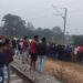 jharkhand-big-crime-झारखंड में सनकी प्रेमी ने मंगलवार को अपनी चाहत को पहले नौवीं की छात्रा को चाकू मारा था, फिर गोली मारकर हत्या करने के बाद भाग गया था, बुधवार को ट्रेन से कटकर दे दी जान, छोड़ा सुसाइड नोट