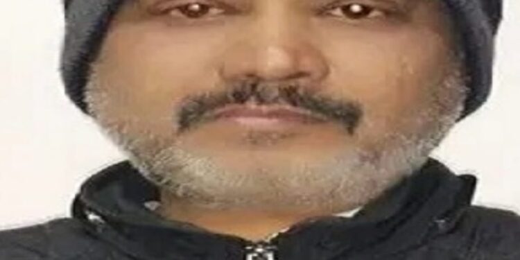 tatanagar-rpf-success-टाटानगर आरपीएफ ने ट्रेन से कोलकाता जा रहे एक व्यक्ति को साढ़े 5 किलो चांदी के जेवरात के साथ किया गिरफ्तार, पुलिस ने भेजा