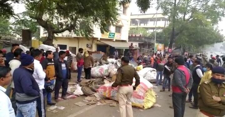 jamshedpur-court-जमशेदपुर कोर्ट के नाजीर के बयान पर पुलिस ने दर्ज किया सरकारी कार्य में बाधा पहुंचाने का मामला, मामला भुइयांडीह में जमीन खाली कराने का