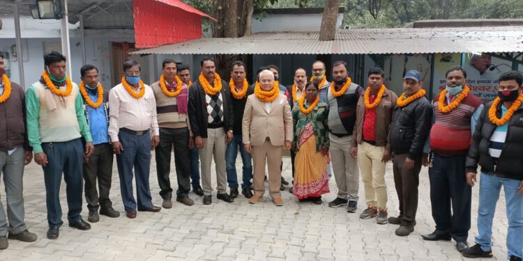 neelanchal-iron-and-power-नीलांचल आयरन एंड पावर प्रबंधन ने राकेश्वर पांडेय के नेतृत्व वाली यूनियन को दी मान्यता, राम हांसदा की यूनियन दरकिनार, राकेश्वर ने दिखाया दम