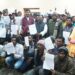 Saraikela-Adityapur : चांडिल डैम के विस्थापितों के लिए बसी पुनर्वास कॉलोनी में गैर विस्थापितों द्वारा मकान बनाए जाने पर विरोध, आंदोलन की चेतावनी Saraikela-Adityapur : चांडिल डैम के विस्थापितों के लिए बसी पुनर्वास कॉलोनी में गैर विस्थापितों द्वारा मकान बनाए जाने पर विरोध, आंदोलन की चेतावनी