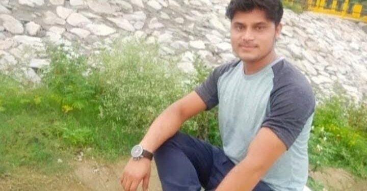 jamshedpur-talent-टाटा स्टील के जूनियर इंजीनियर एन हसन का एल्बम ने मचायी धूम, टी-सीरीज अप्रैल में करेगा नये एल्बम को लांच, जानिये इस उभरते कलाकार के बारे में