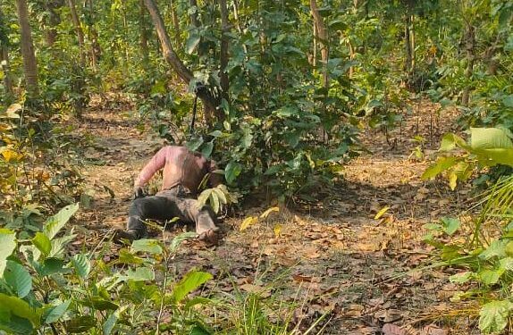 Jamshedpur-rural : विधायक व उपायुक्त की पहल पर मुतकों के आश्रितों को मिले 25 हजार रुपये Jamshedpur-rural : विधायक व उपायुक्त की पहल पर मुतकों के आश्रितों को मिले 25 हजार रुपये