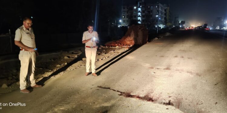 jamshedpur-accident-उलीडीह में अज्ञात वाहन के धक्के से स्कूटी चालक की मौत, भगा वाहन लेकर चालक jamshedpur-accident-उलीडीह में अज्ञात वाहन के धक्के से स्कूटी चालक की मौत, भगा वाहन लेकर चालक