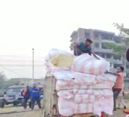 jamshedpur-police- in-action- बंगाल से ओड़िशा जा रहा 6 लाख का गुटखा जब्त, दो लोगों को आजादनगर पुलिस ने पकड़ा, हो रही जांच