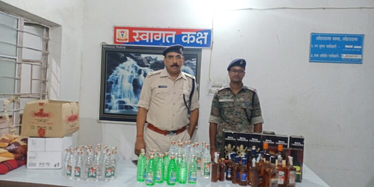 jharkhand-excise-department-लोहरदगा में बड़े पैमाने पर अवैध शराब की खेप बरामद, बड़े पैमाने पर की गयी कार्रवाई