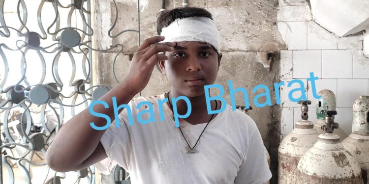 jamshedpur-crime-साकची बाजार में दुपट्टा बेचने वाले किशोर को एक युवक ने मारपीट कर किया घायल, थाने में शिकायत