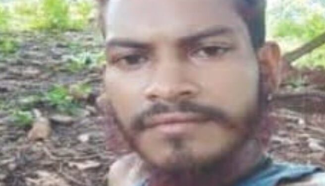 West-Singhbhum-Police-success-against-Naxalites : पुलिस को फिर मिली बड़ी सफलता, बन्दगांव में पीएलएफआई का इनामी जोनल कमांडर संतोष कंडुलना एके-47 के साथ गिरफ्तार