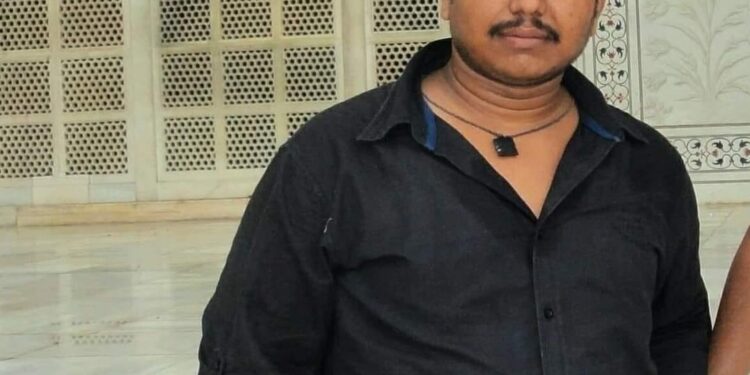 adityapur-criminal-surrenders-आदित्यपुर के तिहरे हत्याकांड के मास्टरमाइंड संतोष थापा ने किया सरेंडर, पुलिस लेगी रिमांड पर