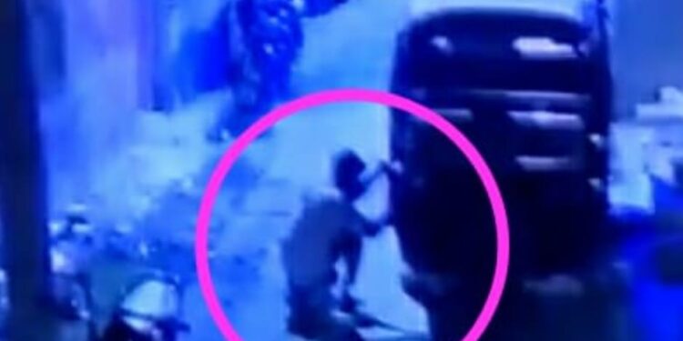Jamshedpur-Snatching-Case : बारीडीह में ड्यूटी से लौट रहे टाटा मोटर्स कर्मी से छिनतई मामले में आरोपी गिरफ्तार, मोबाइल बरामद, बाइक जब्त