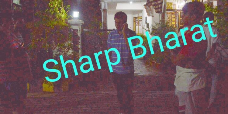 Jamshedpur : उलीडीह : वसुंधरा स्टेट के डुप्लेक्स में संदिग्ध अवस्था में मिली वृद्ध की लाश Jamshedpur : उलीडीह : वसुंधरा स्टेट के डुप्लेक्स में संदिग्ध अवस्था में मिली वृद्ध की लाश