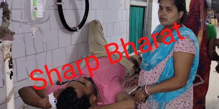 Jamshedpur : बर्मामाइंस के ईस्ट प्लांट बस्ती निवासी ट्रेलर ड्राइवर पर रॉड से हमला, दारु पीने के दौरान हुआ था झगड़ा Jamshedpur : बर्मामाइंस के ईस्ट प्लांट बस्ती निवासी ट्रेलर ड्राइवर पर रॉड से हमला, दारु पीने के दौरान हुआ था झगड़ा