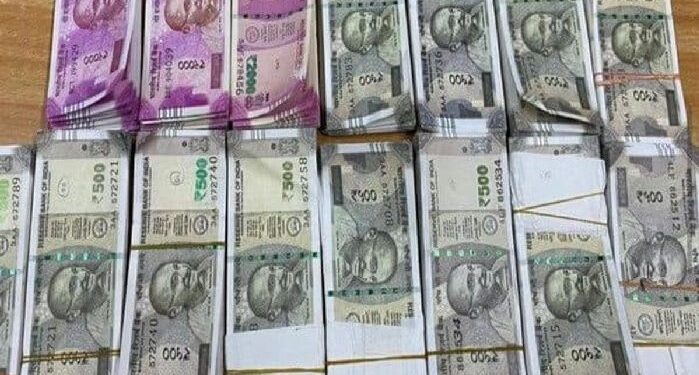 Jharkhand-counterfeit-currency-confiscation : रांची में 23 लाख के नकली नोट जब्त, तीन तस्कर गिरफ्तार
