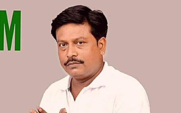 jamshedpur-jmm-leader-arrested-झामुमो के नेता मनोज नाहा गिरफ्तार, रेलवे के चोरी के सामान की हुई रिकवरी