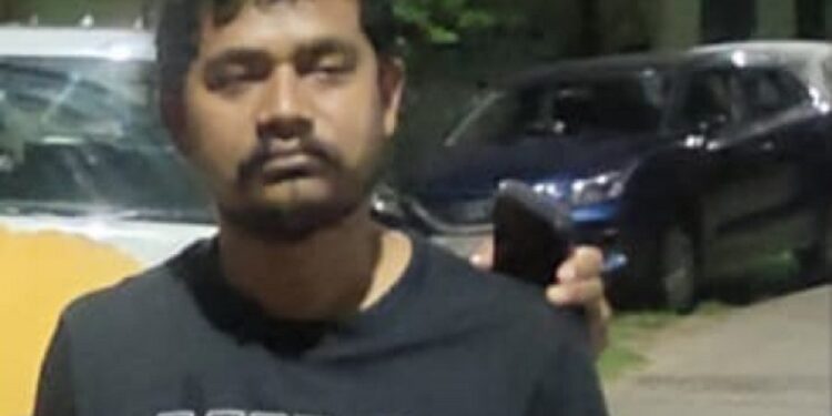 jamshedpur-sonari-murder-case-सोनारी के टिंकू हत्याकांड के दो फरार आरोपियों ने पुलिस के समक्ष किया सरेंडर, रंजीत झा को पुलिस ने रिमांड पर लिया, मुख्य साजिशकर्ता की तलाश में ताबड़तोड़ छापामारी