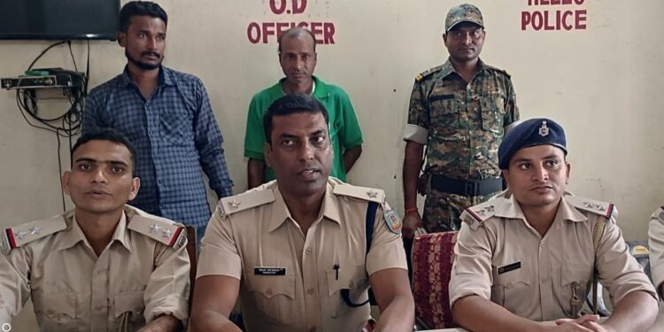 saraikela-forest-department-गम्हरिया में वनभूमि को कराया गया खाली, चलाया जा रहा था खटाल, सबको दी गयी चेतावनी