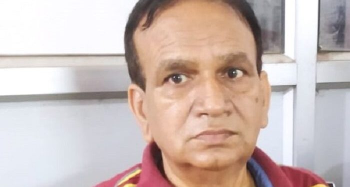 Jamshedpur-Fraud : मानगो में क्राइम ब्रांच का अधिकारी और उलीडीह में पुलिसवाला बता कर ठगी, सोने की चेन व अंगूठी की जगह पत्थर पकड़ा गये ठग