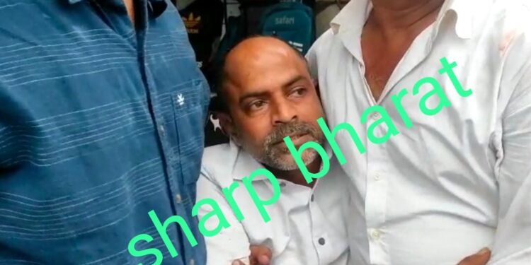 jamshedpur-gangwar-firing-जमशेदपुर में गैंगवार, शूटरों ने भाजपा के नेता रह चुके सैंकी यादव हत्याकांड का  आरोपी राजेश सिंह पर अपराधियों ने चलायी गोलियां, देखिये-video