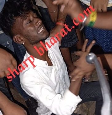jamshedpur-crime-बारीडीह में महिला से चेन छिनने का प्रयास, दो उचक्के पकड़ाये, लोगों ने की जमकर पिटाई, किया पुलिस के हवाले