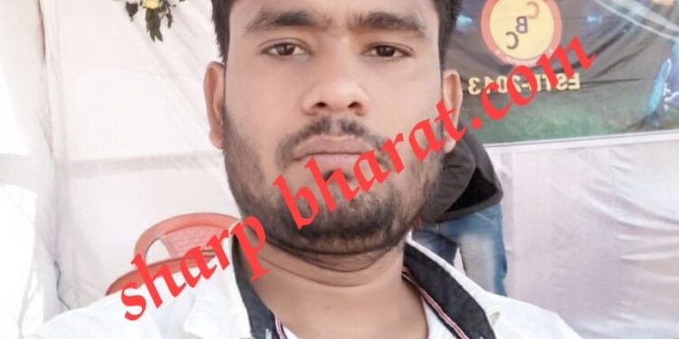 jamshedpur burmamines firing case : ठेकेदार अजय पांडे को जांघ में लगी गोली, घटना का कारण आपसी रंजिश या वर्चस्व, जांच में जुटी पुलिस, पहले से घात लगाये तीन बदमाशों ने की फायरिंग, दो कैरेज कॉलोनी और एक कीताडीह का, घटना की पूरी कहानी, पीड़ित के पार्टनर की जुबानी-देखें Video jamshedpur burmamines firing case : ठेकेदार अजय पांडे को जांघ में लगी गोली, घटना का कारण आपसी रंजिश या वर्चस्व, जांच में जुटी पुलिस, पहले से घात लगाये तीन बदमाशों ने की फायरिंग, दो कैरेज कॉलोनी और एक कीताडीह का, घटना की पूरी कहानी, पीड़ित के पार्टनर की जुबानी-देखें Video