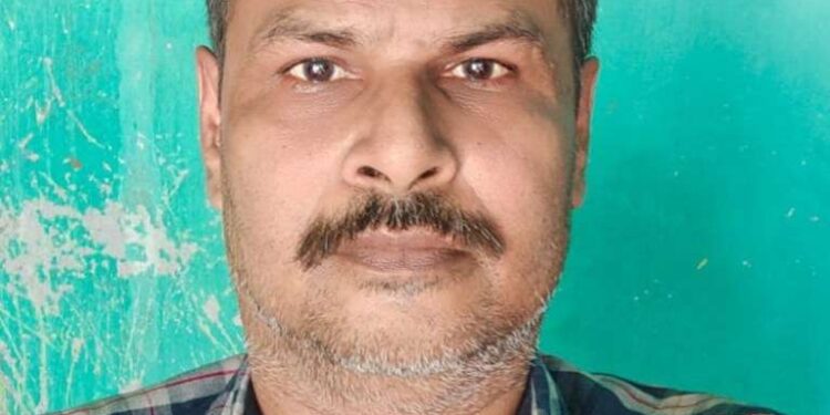 jamshedpur railway employee death – टाटानगर रेलकर्मी की इलाज के दौरान मौत, जमीन कब्जा दिलाने के दौरान विरोध स्वरूप किया था आत्मदाह, मरने के पहले जारी किया एक सनसनीखेज वीडियो, कहां किस तरह सिस्टम ने उनको परेशान किया, और उसने जान दे दी, देखिये – video jamshedpur railway employee death – टाटानगर रेलकर्मी की इलाज के दौरान मौत, जमीन कब्जा दिलाने के दौरान विरोध स्वरूप किया था आत्मदाह, मरने के पहले जारी किया एक सनसनीखेज वीडियो, कहां किस तरह सिस्टम ने उनको परेशान किया, और उसने जान दे दी, देखिये – video