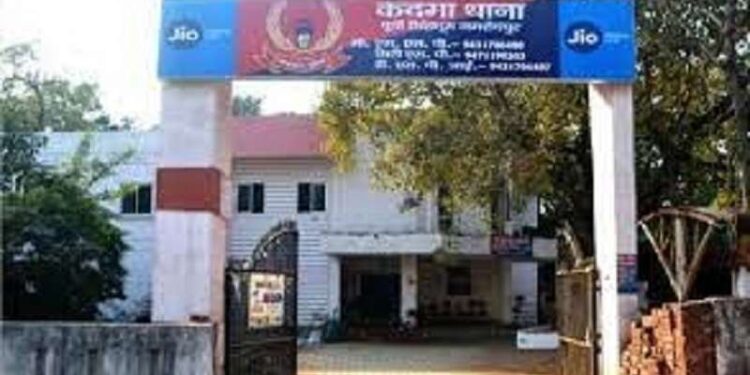 West Singhbhum IED recovered – पश्चिम सिंहभूम जिले में नक्सलियों के खिलाफ चलाया जा रहा है ऑपरेशन क्लीन, सुरक्षाबलों को मिली कामयाबी, 5 आइइडी बरामद, किया गया नष्ट