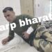 jamshedpur ex bsf jawan hungama : बारीडीह में बीएसएफ के बर्खास्त जवान ने हंगामा मचाया, पुलिस के सामने हाथ के नस काटे, देखे – video jamshedpur ex bsf jawan hungama : बारीडीह में बीएसएफ के बर्खास्त जवान ने हंगामा मचाया, पुलिस के सामने हाथ के नस काटे, देखे – video