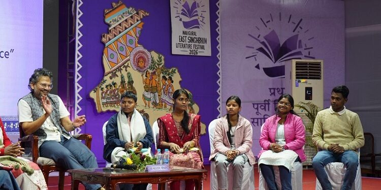 Jamshedpur red cross medical camp : सोमवार को कुलडीहा में आयोजित होगा रेड क्रॉस का स्वास्थ्य शिविर, सचिव ने ग्रामीणों से की शिविर का लाभ उठाने की अपील Jamshedpur red cross medical camp : सोमवार को कुलडीहा में आयोजित होगा रेड क्रॉस का स्वास्थ्य शिविर, सचिव ने ग्रामीणों से की शिविर का लाभ उठाने की अपील