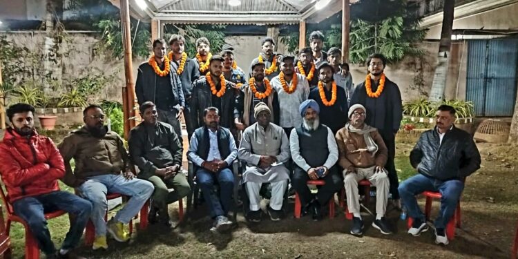 Jamshedpur jdu : जनता दल यूनाइटेड आज़ादनगर थाना समिति की बैठक सम्पन्न, चुनाव को लेकर हुई चर्चा