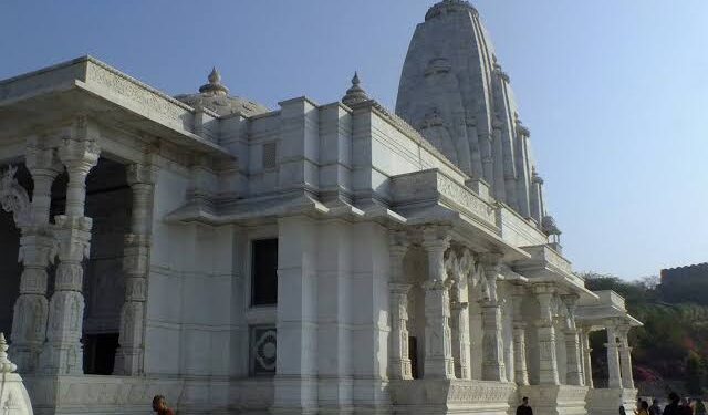 jamshedpur cable town mandir : केबुल टाउन में मंदिर पुनरुद्धार, कंपनी की रौनक लौटी jamshedpur cable town mandir : केबुल टाउन में मंदिर पुनरुद्धार, कंपनी की रौनक लौटी