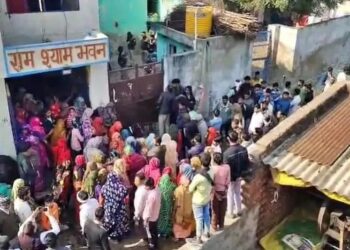up big suicide – यूपी के मथुरा में दर्दनाक हादसा, एक ही परिवार के पांच लोगों ने जहर खाकर कर ली आत्महत्या