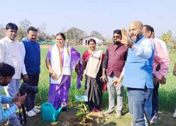 jamshedpur potka mud house-ग्रामीण विकास व पंचायती राज मंत्री दीपिका सिंह ने किया पोटका में मड एंड मीडोज केंद्र का उद्घाटन, कहा- पर्यावरण संरक्षण व प्रदूषण नियंत्रण पर किया जा रहा सराहनीय कार्य