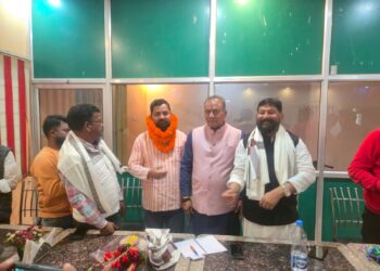 saraikela kapali nagar parishad : कपाली नगर परिषद के लिए ताजदार आलम बने भाजपा के समर्थित अध्यक्ष प्रत्याशी, जमीनी नेता को मिला मौका saraikela kapali nagar parishad : कपाली नगर परिषद के लिए ताजदार आलम बने भाजपा के समर्थित अध्यक्ष प्रत्याशी, जमीनी नेता को मिला मौका