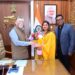 Jharkhand artist meets Governor – वंदे मातरम थीम पर नृत्य प्रस्तुति को लेकर मोनिका डे मिलीं राज्यपाल से