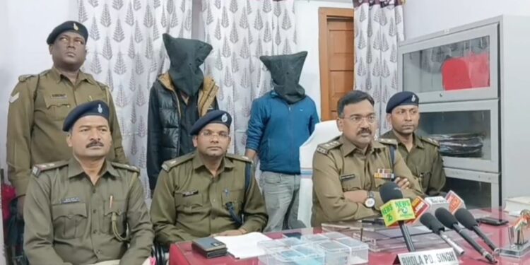 Jamshedpur police success – जमशेदपुर पुलिस ने हत्या की योजना बना रहे दो अपराधियों को किया गिरफ्तार, पोपो की हत्या करने की तैयारी में थे अपराधी, देखिए – video